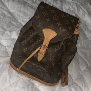 Louis Vuitton Montsouris Backpack MM ❤️